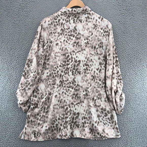 Chicos Shirt Womens 2 US Large Gray Leopard Print Button Roll Tab Sleeve Blouse - Picture 3 of 10